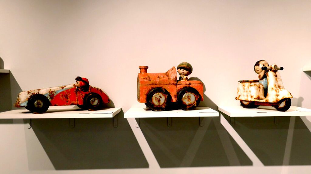 Racing Driver, Newsboy Cap, Vespa, Leo Tang, Ceramic, 2021, Chinese Ceramics