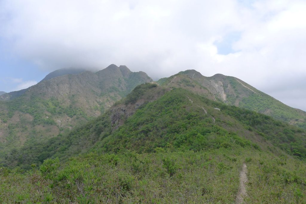 Shek Pik Country Trail, heading towards the Dog’s Teeth Range, A Dog Teeth Range & Tiger’s Roar