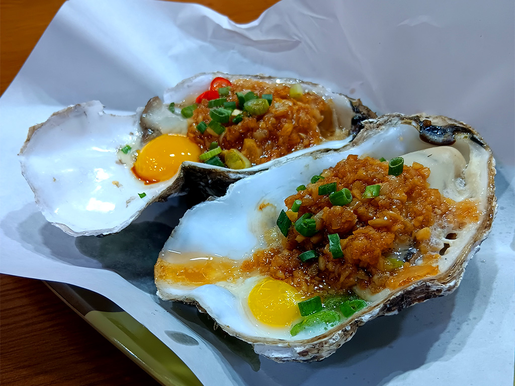 Grilled Oysters at Temple Street