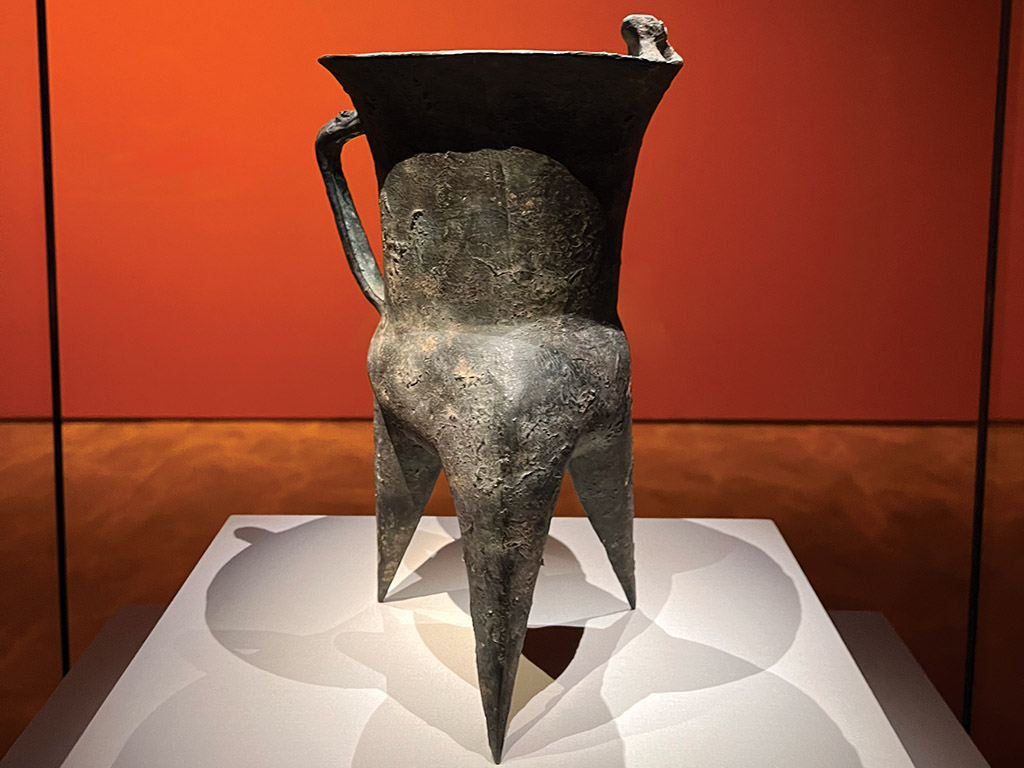 Jia Vessel, Bronze Erlitou culture (3,800-3,500 BP) Erlitou Site Museum of the Xia Capital, Origins of Chinese Civilisation