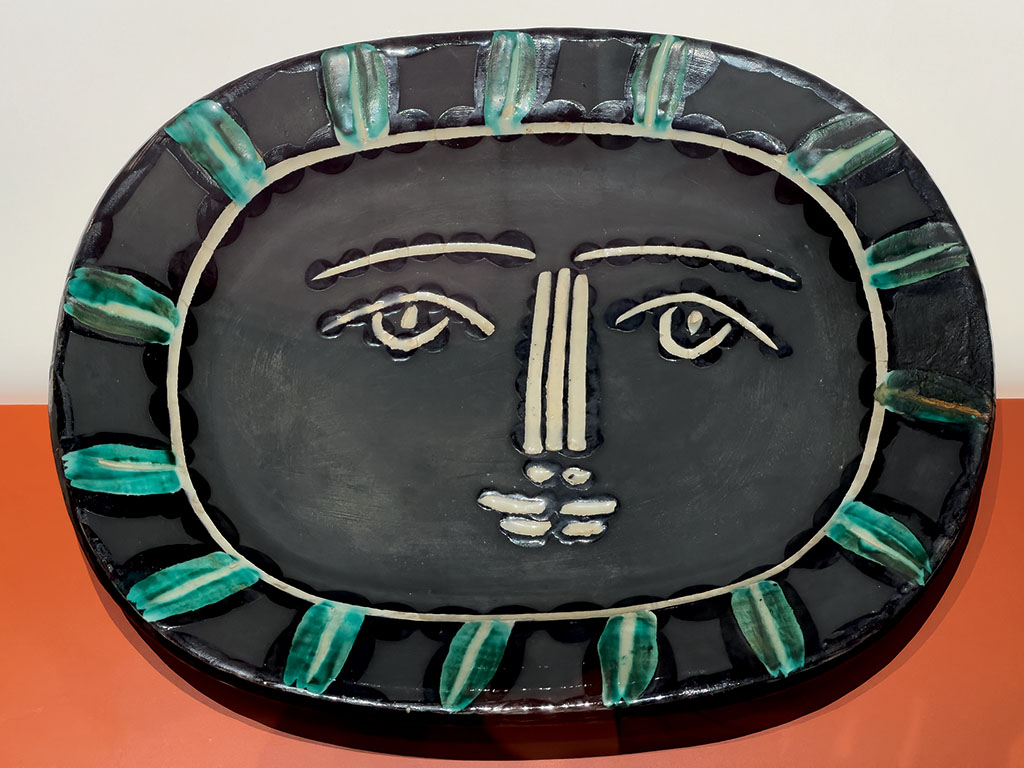 Grey Face, Ceramic, White earthenware clay, Edition 500, Atelier Madoura, 1953, Picasso