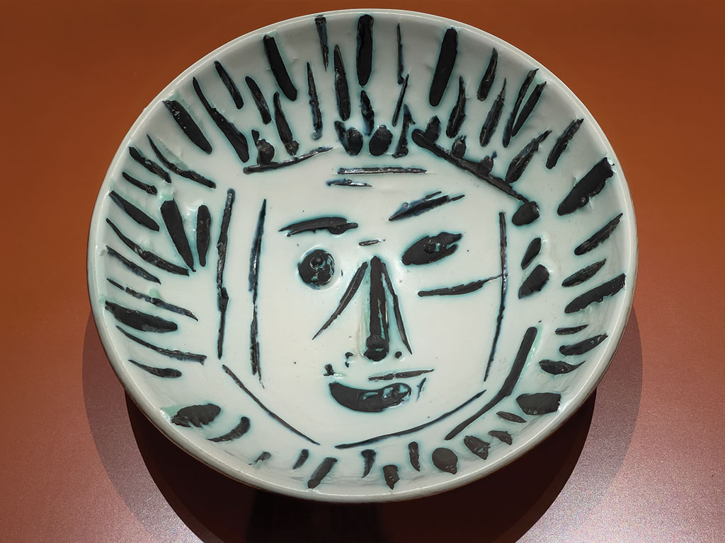 Full-Face Face, Ceramic, White earthenware clay, 21/100, Atelier Madoura, 1960, Picasso