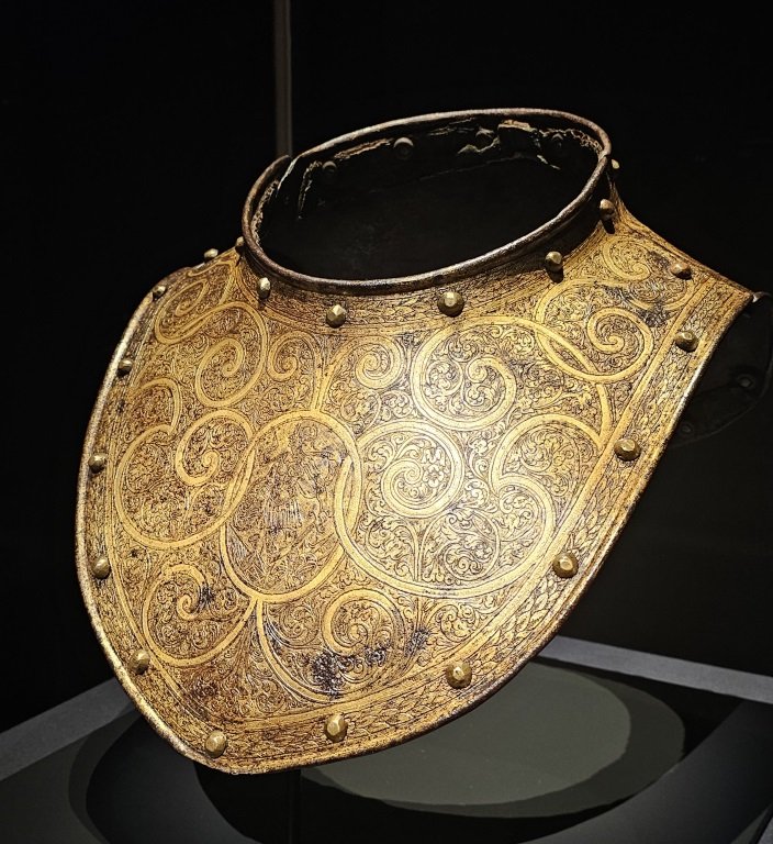 Gorget, France, about 1600, Steel, gold, Gift of William H. Riggs, 1913, The Metropolitan Museum of Art, New York, Global Jewellery