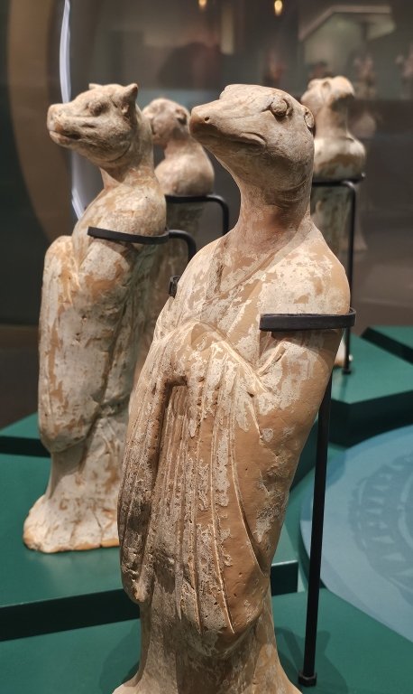 Twelve zodiac figurines (detail of snake), Tang dynasty, Sui Tang dynasty