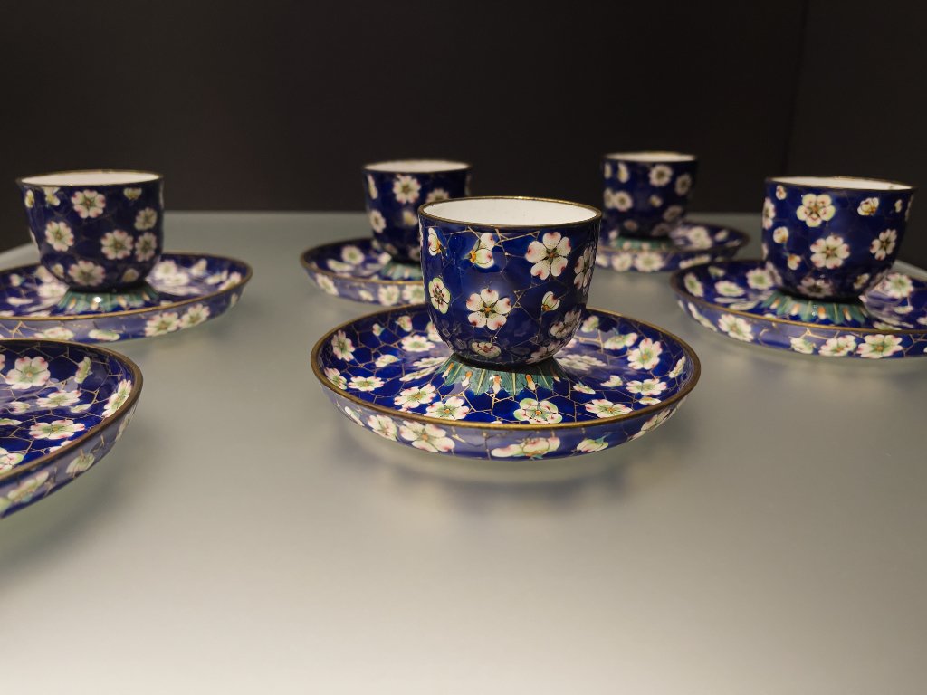 Set of cups and saucers with design of ice-crackled plum blossoms in painted enamels, Qianlong period (1736-1795), Qing dynasty, Proudly from Canton, Cantonese and Export Art, HKMoA